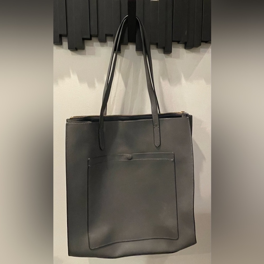 Banana Republic Grey Tote Bag